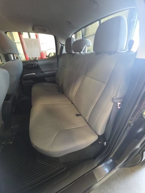 Used 2019 Toyota Tacoma SR5 AWD/4WD image 15