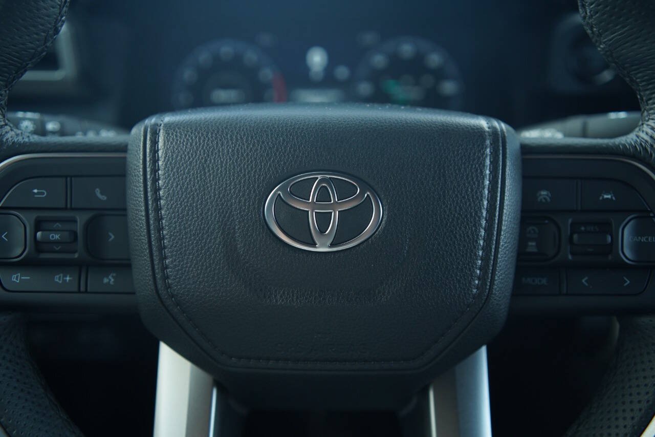 Used 2024 Toyota Tacoma 4x4 Double Cab Hybrid image 53