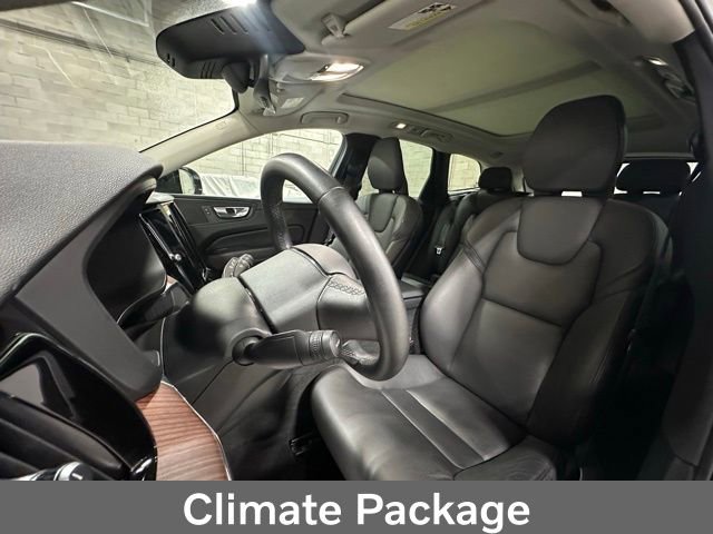 Certified 2023 Volvo XC60 B5 Plus w/ Climate Package image 15