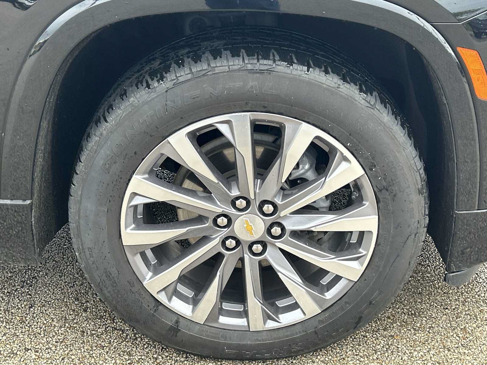 Used 2023 Chevrolet Traverse Premier AWD/4WD image 31