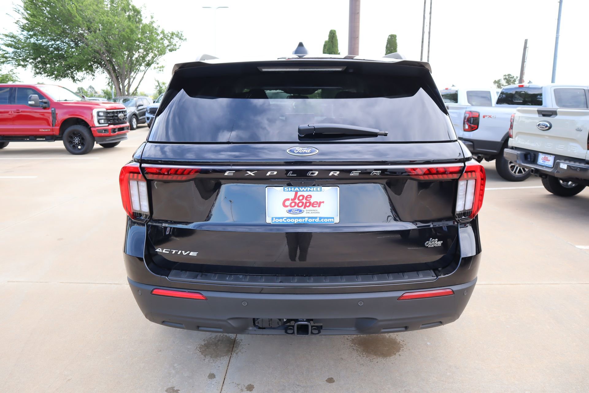 New 2026 Ford Explorer Active RWD image 24
