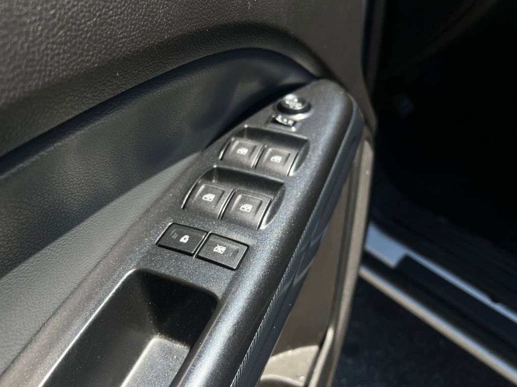 Used 2021 Chevrolet Colorado Z71 AWD/4WD image 20