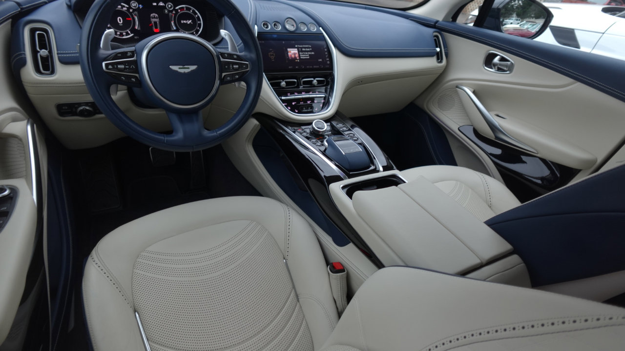Used 2024 Aston Martin DBX 707 image 7