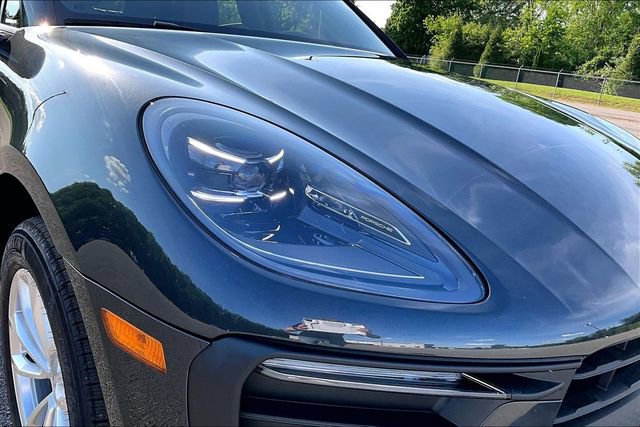 Used 2026 Porsche Macan AWD/4WD image 28