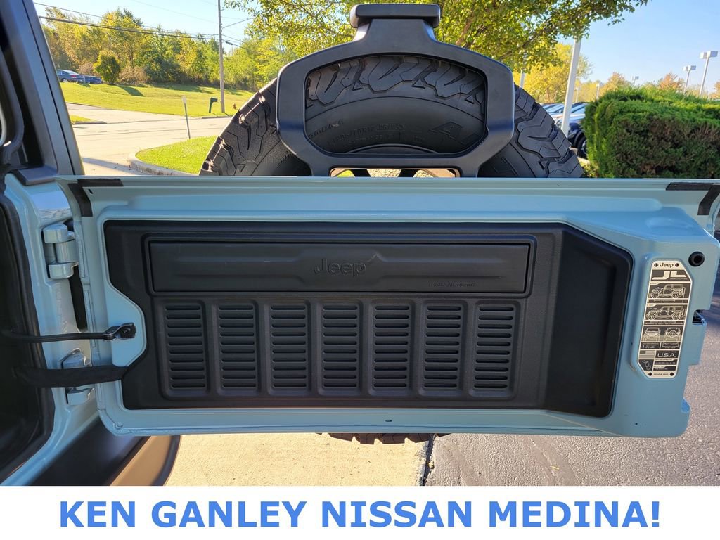 Used 2024 Jeep Wrangler Unlimited Rubicon image 43