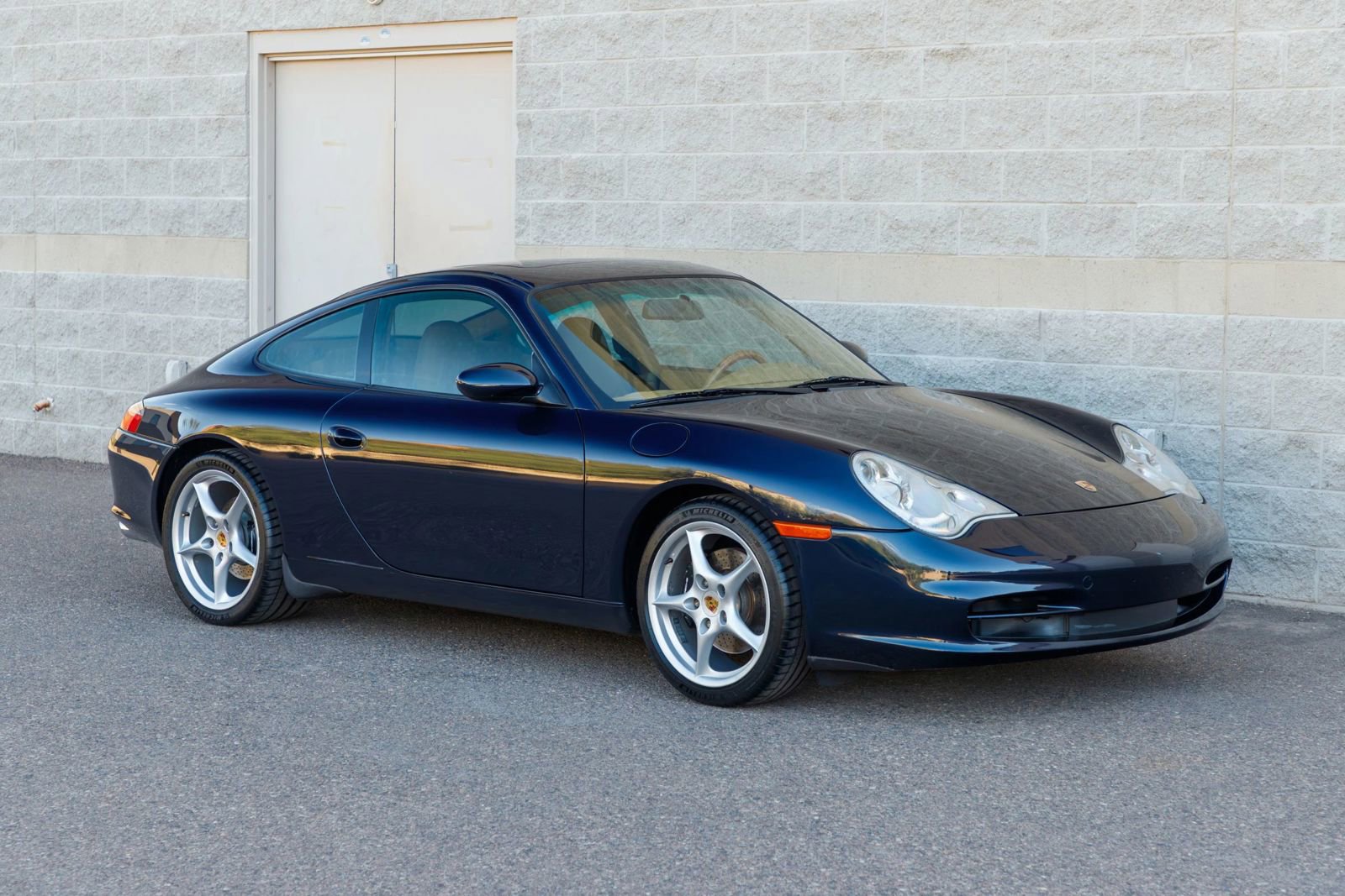 Used 2003 Porsche 911 Carrera image 5