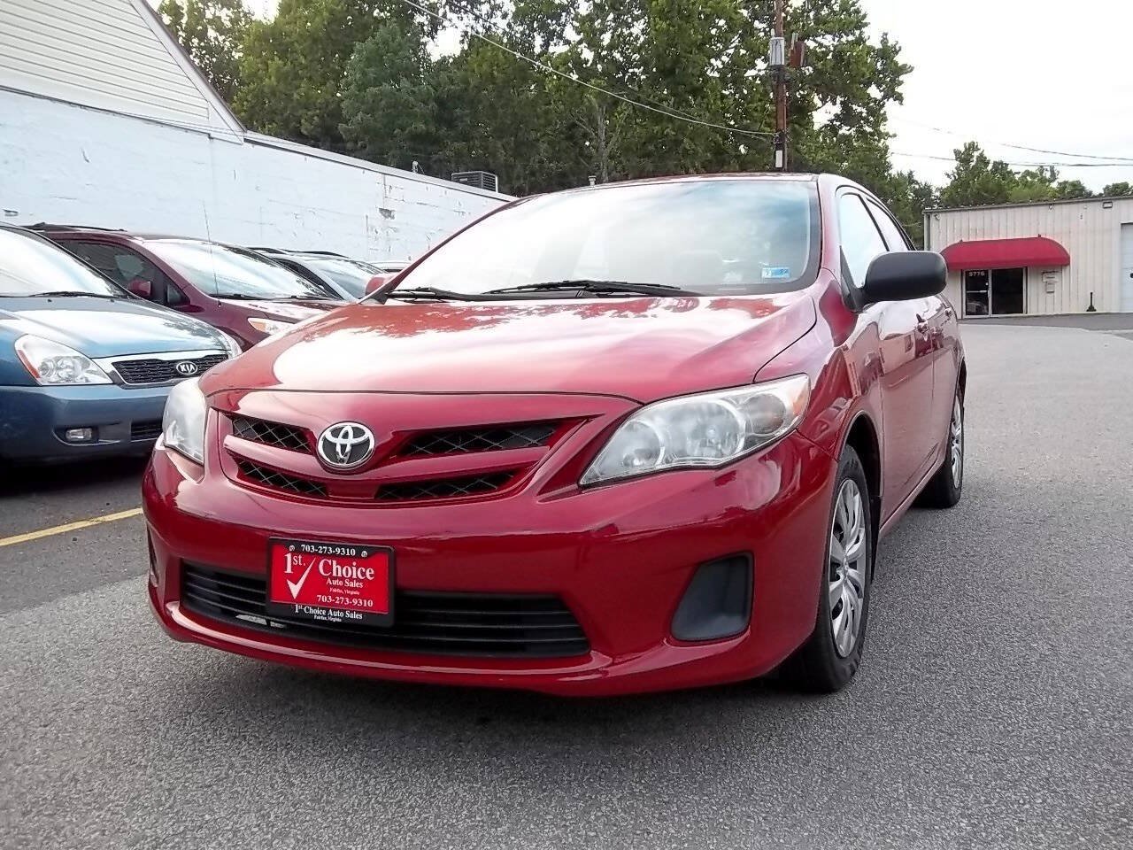 Used 2012 Toyota Corolla LE FWD image 1