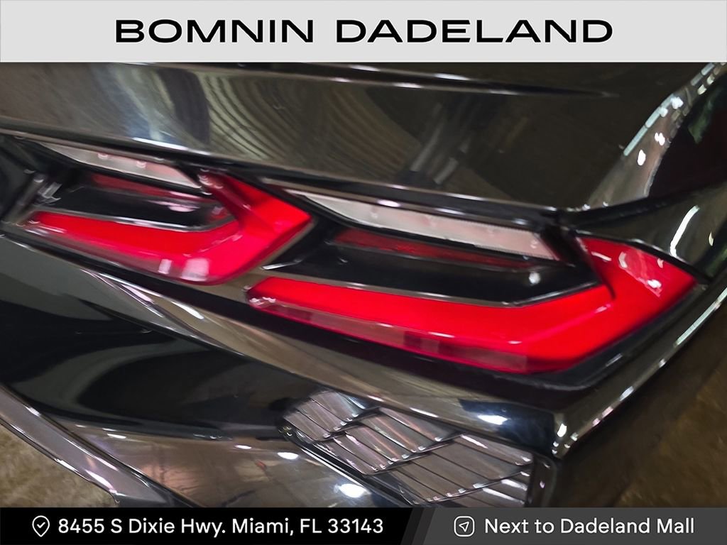 Used 2023 Chevrolet Corvette Stingray image 5