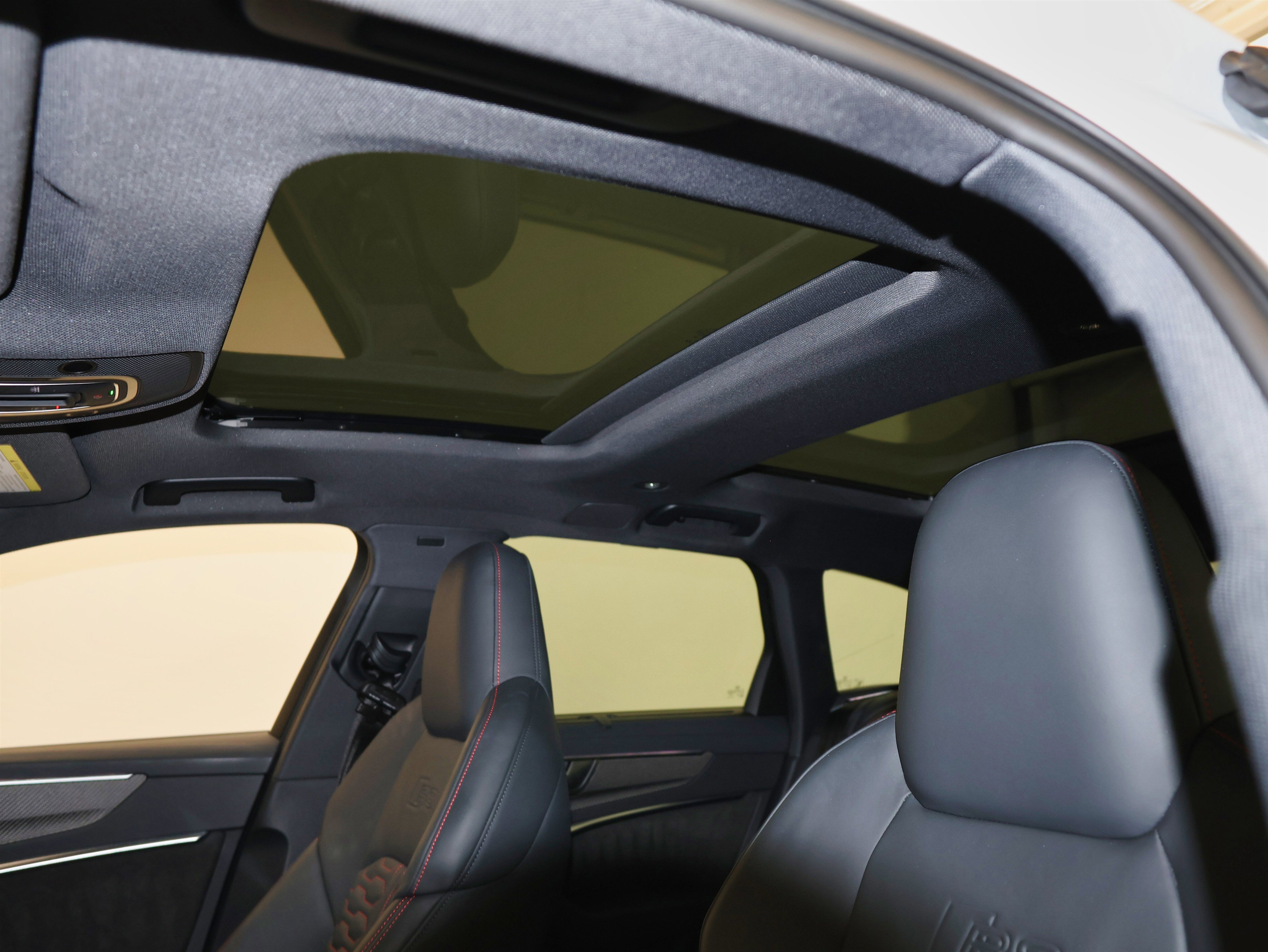 Used 2021 Audi RS 6 w/ Executive Package image 20