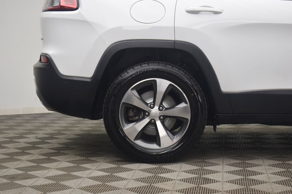 Used 2021 Jeep Cherokee Limited AWD/4WD image 32