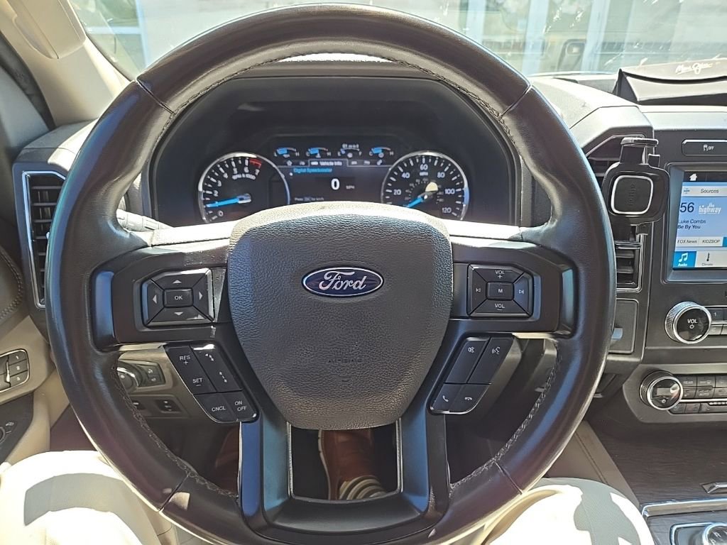 Used 2019 Ford Expedition Limited w/ Equipment Group 302A RWD image 15
