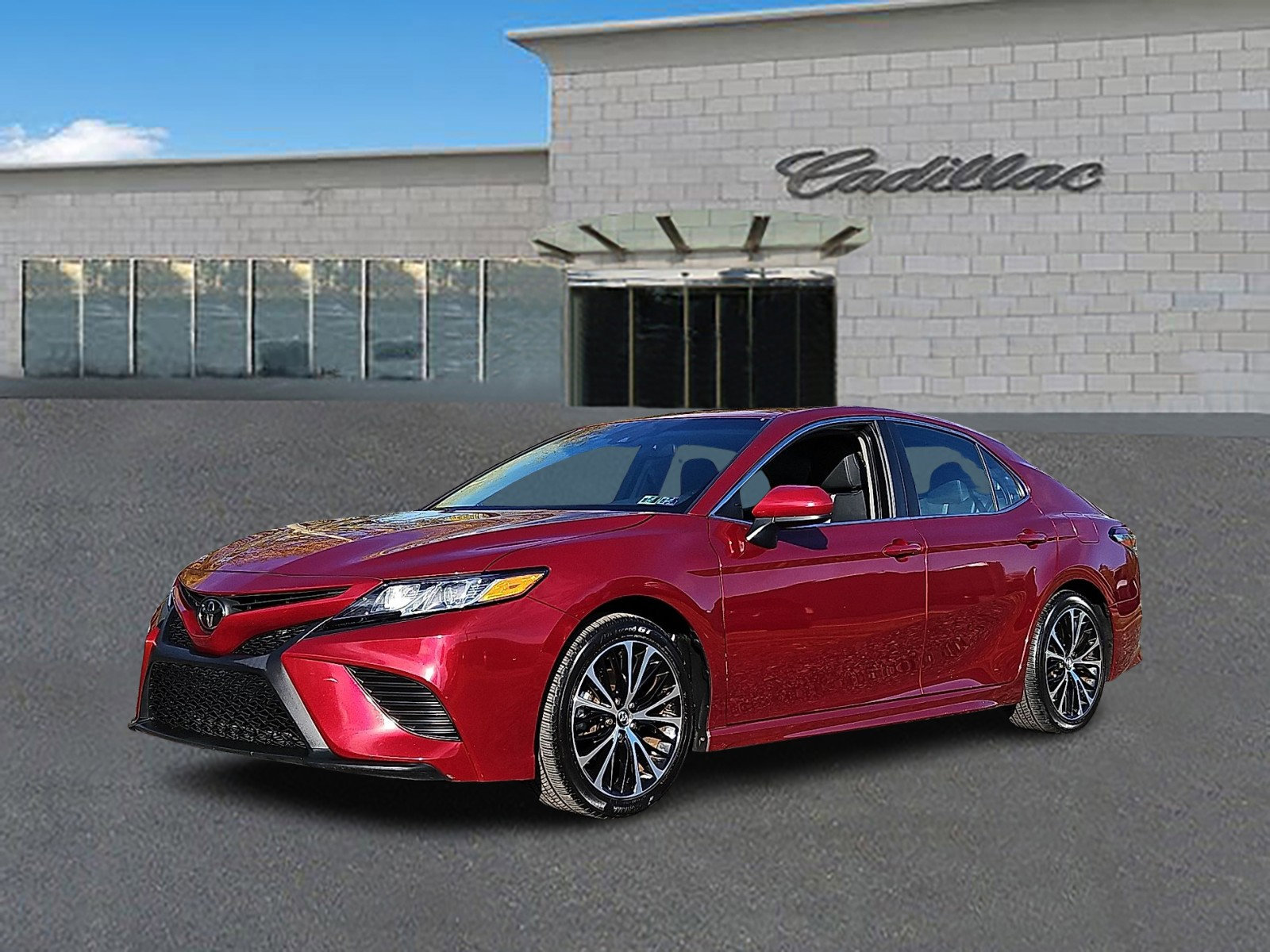 Used 2018 Toyota Camry SE