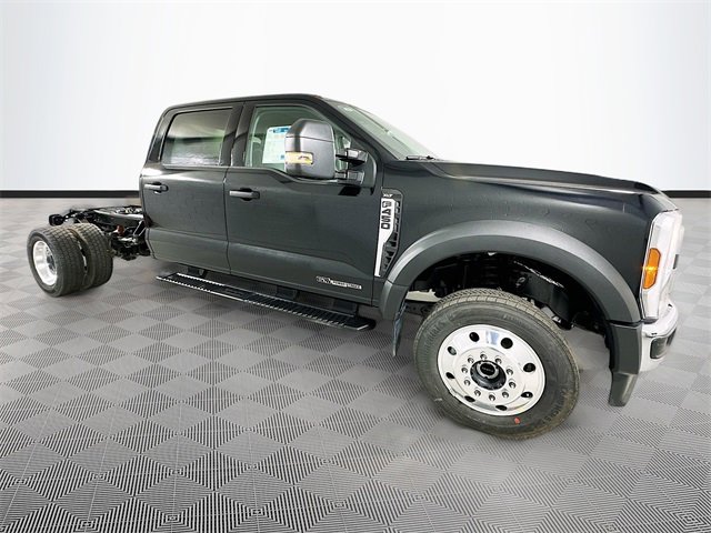 New 2026 Ford F450 4x4 Crew Cab Super Duty image 3