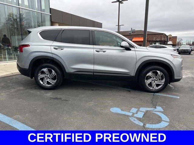 Certified 2023 Hyundai Santa Fe SE AWD/4WD image 4