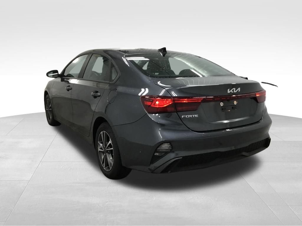 Used 2024 Kia Forte LXS image 13