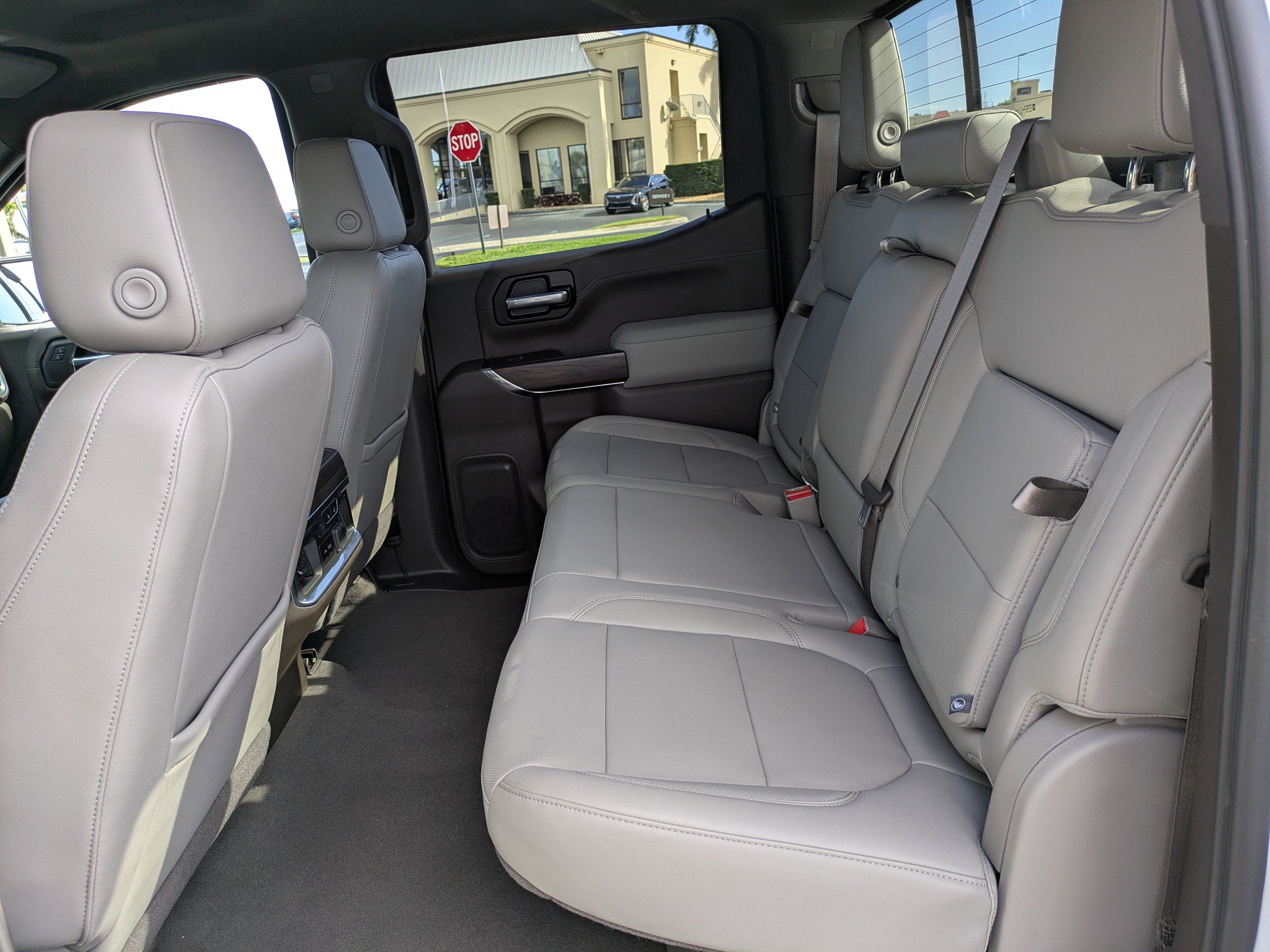 Used 2021 GMC Sierra 1500 SLT w/ SLT Convenience Package image 12