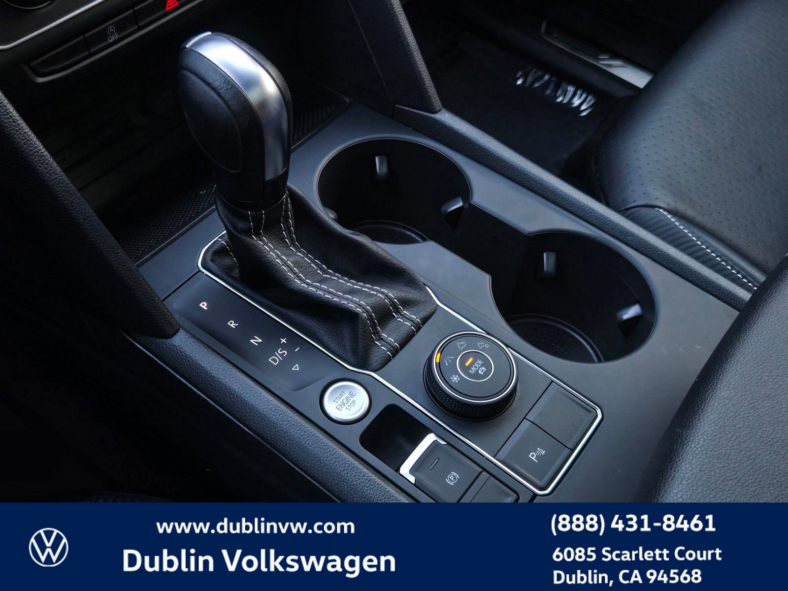 Certified 2021 Volkswagen Atlas Cross Sport SE w/ Panoramic Sunroof Package image 19