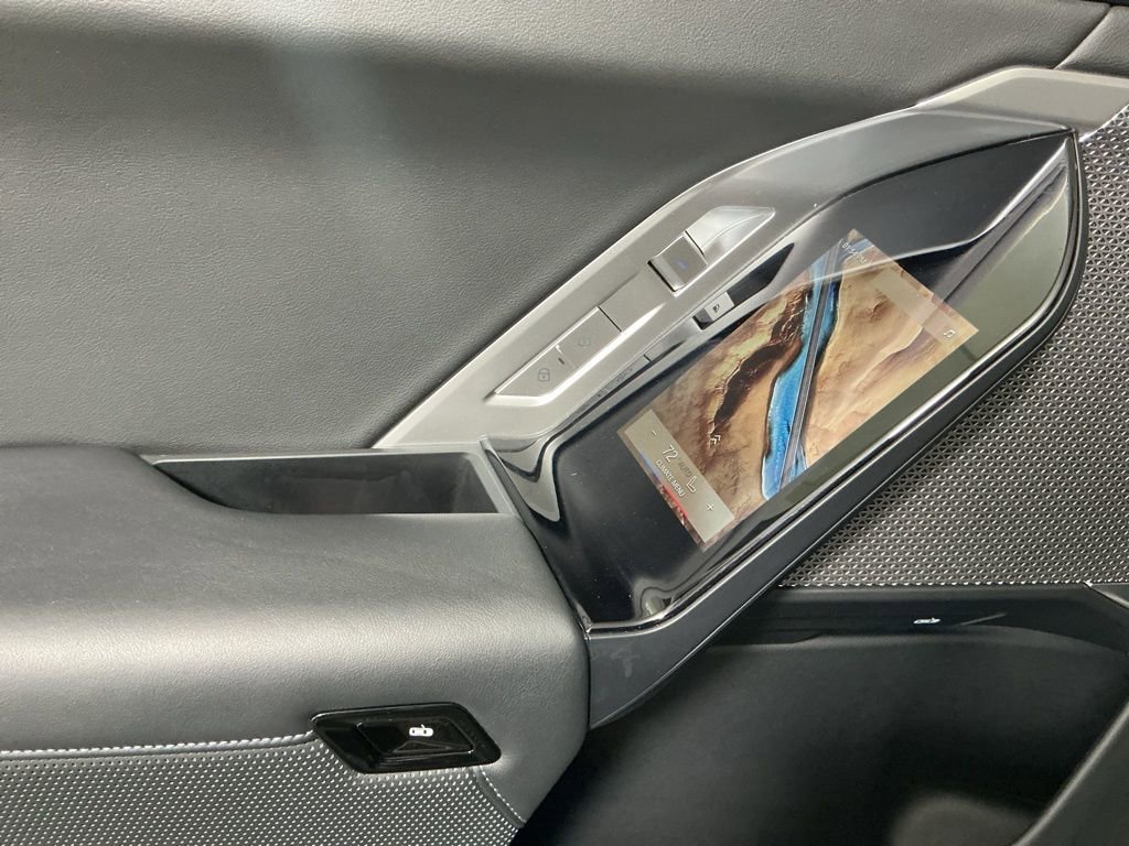 Certified 2023 BMW 740i image 24