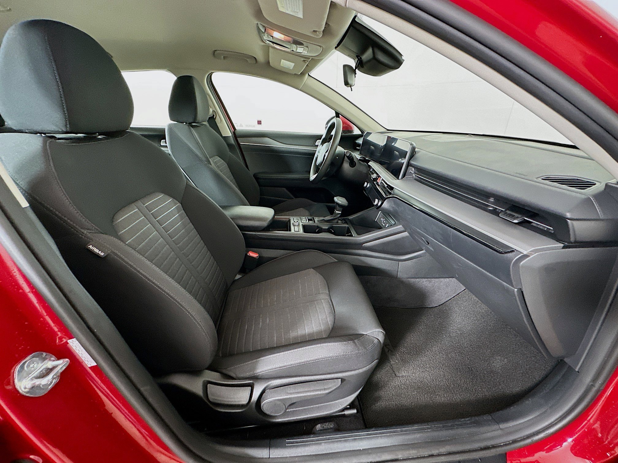 Used 2025 Kia K5 LXS image 29