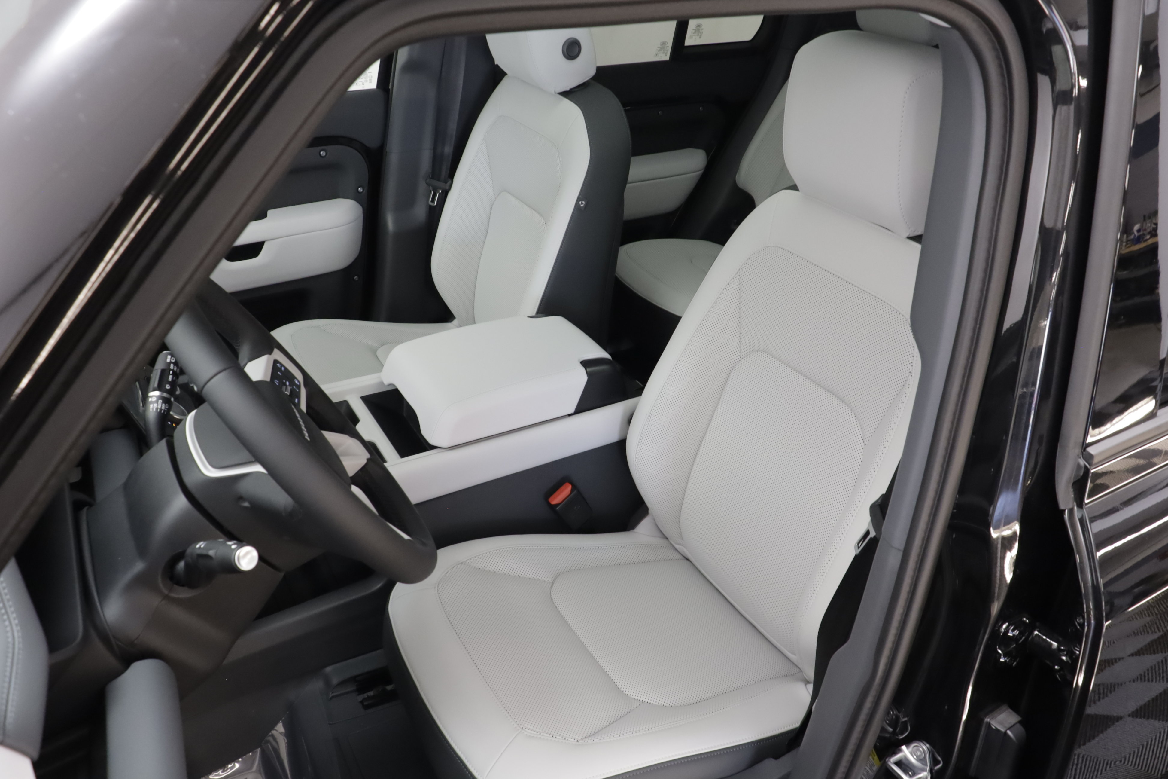 New 2026 Land Rover Defender 130 S AWD/4WD image 18