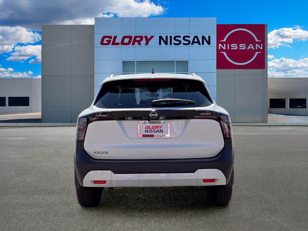 New 2027 Nissan Kicks SV FWD image 7