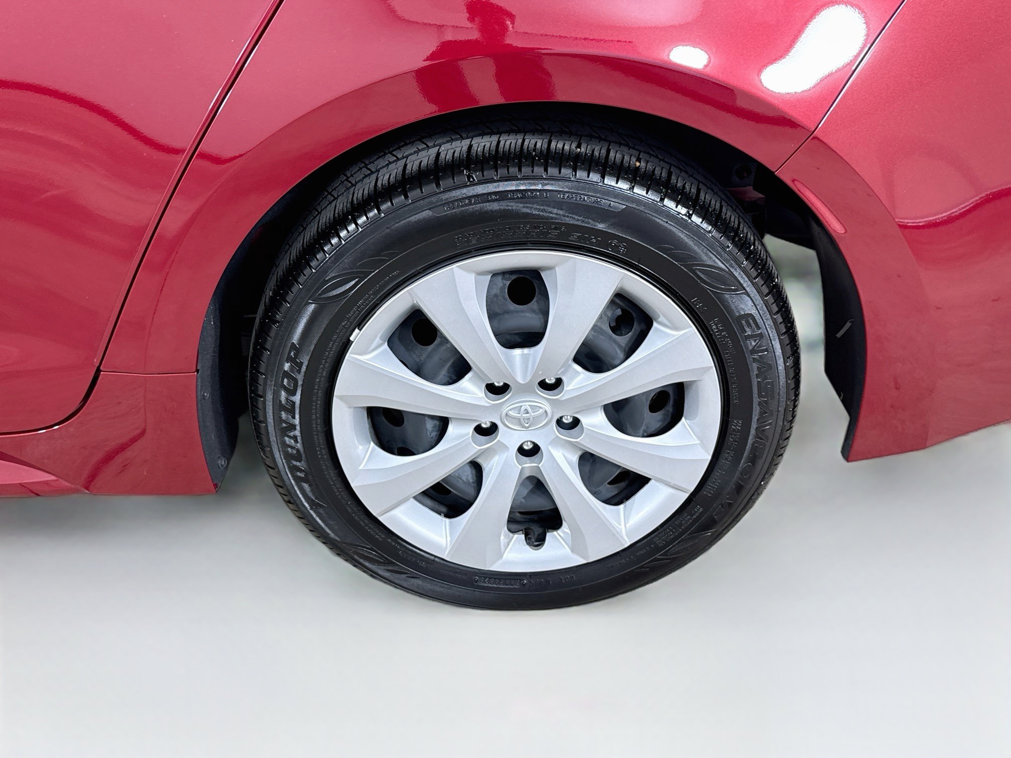 Used 2026 Toyota Corolla LE FWD image 32