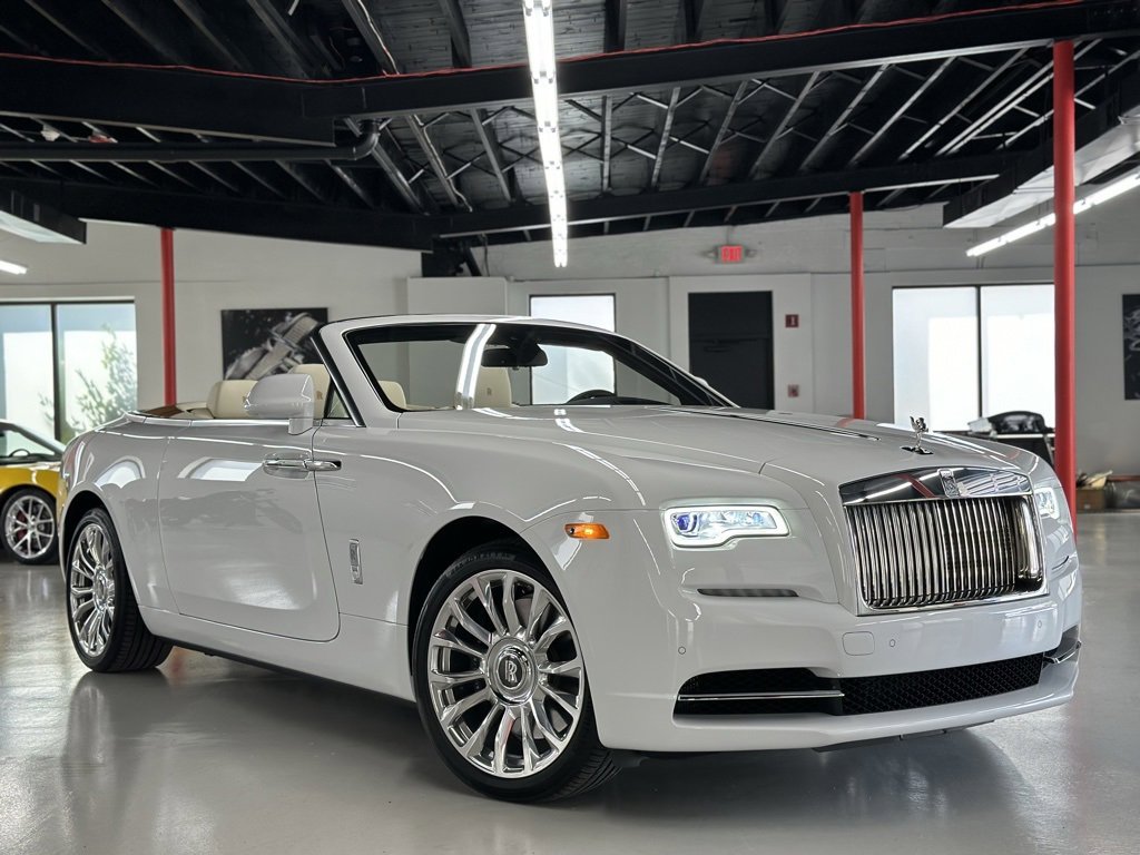 Used 2020 Rolls-Royce Dawn image 8