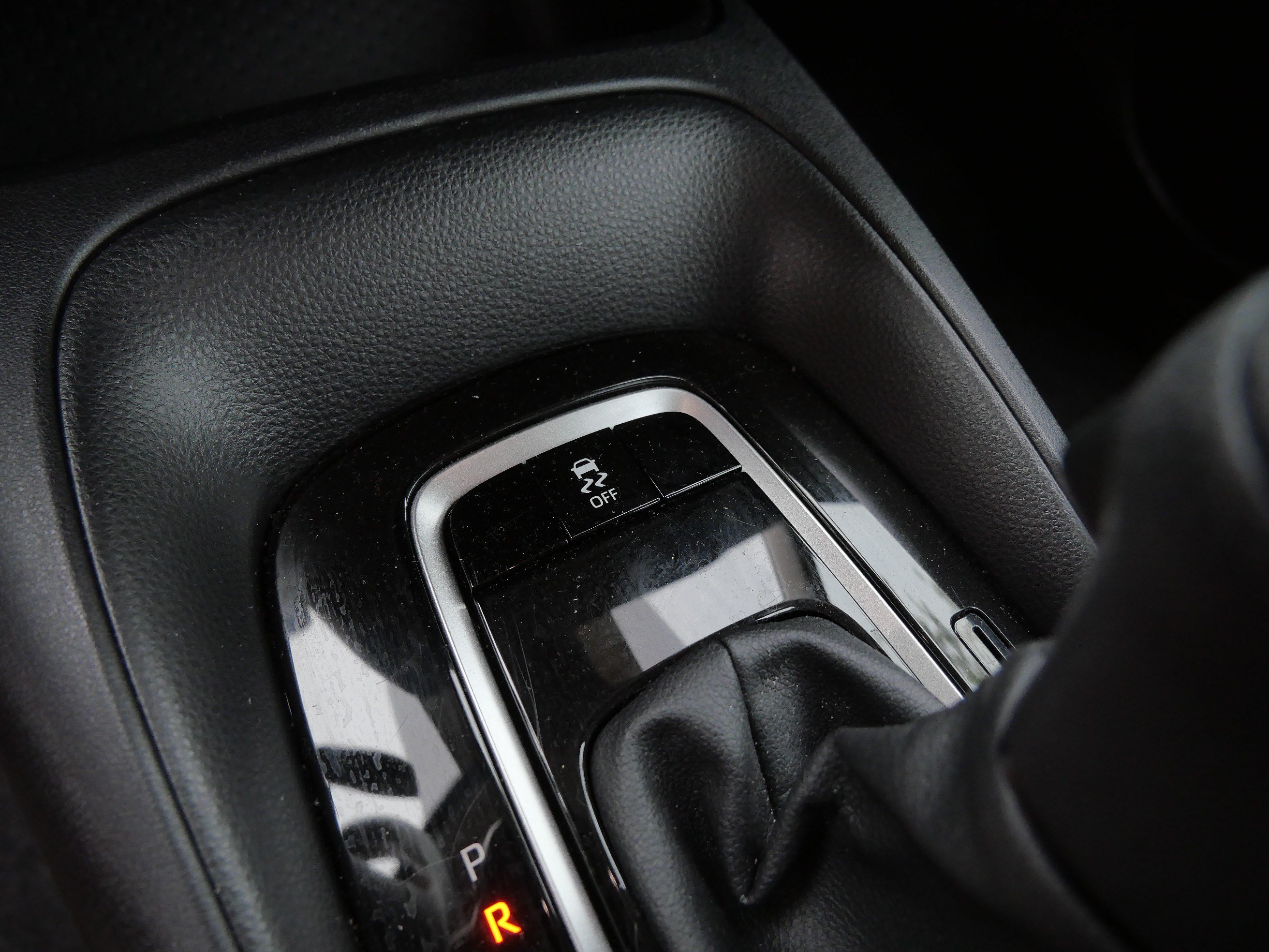 Certified 2026 Toyota Corolla LE FWD image 32