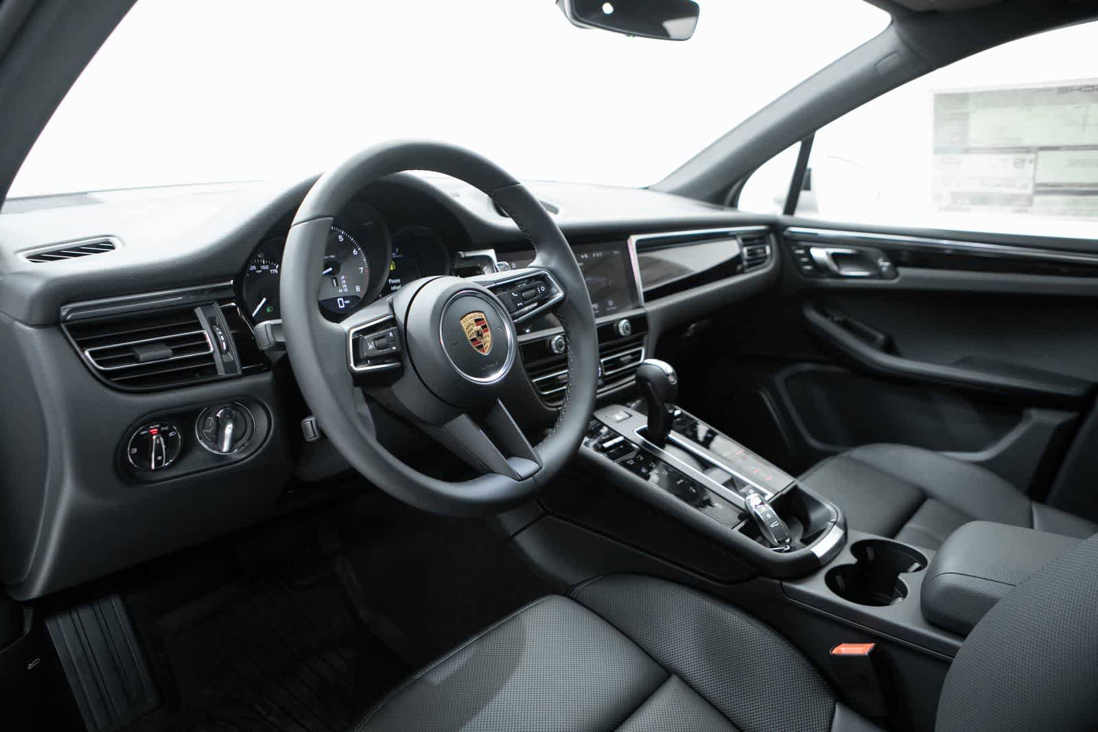 New 2026 Porsche Macan S AWD/4WD image 4