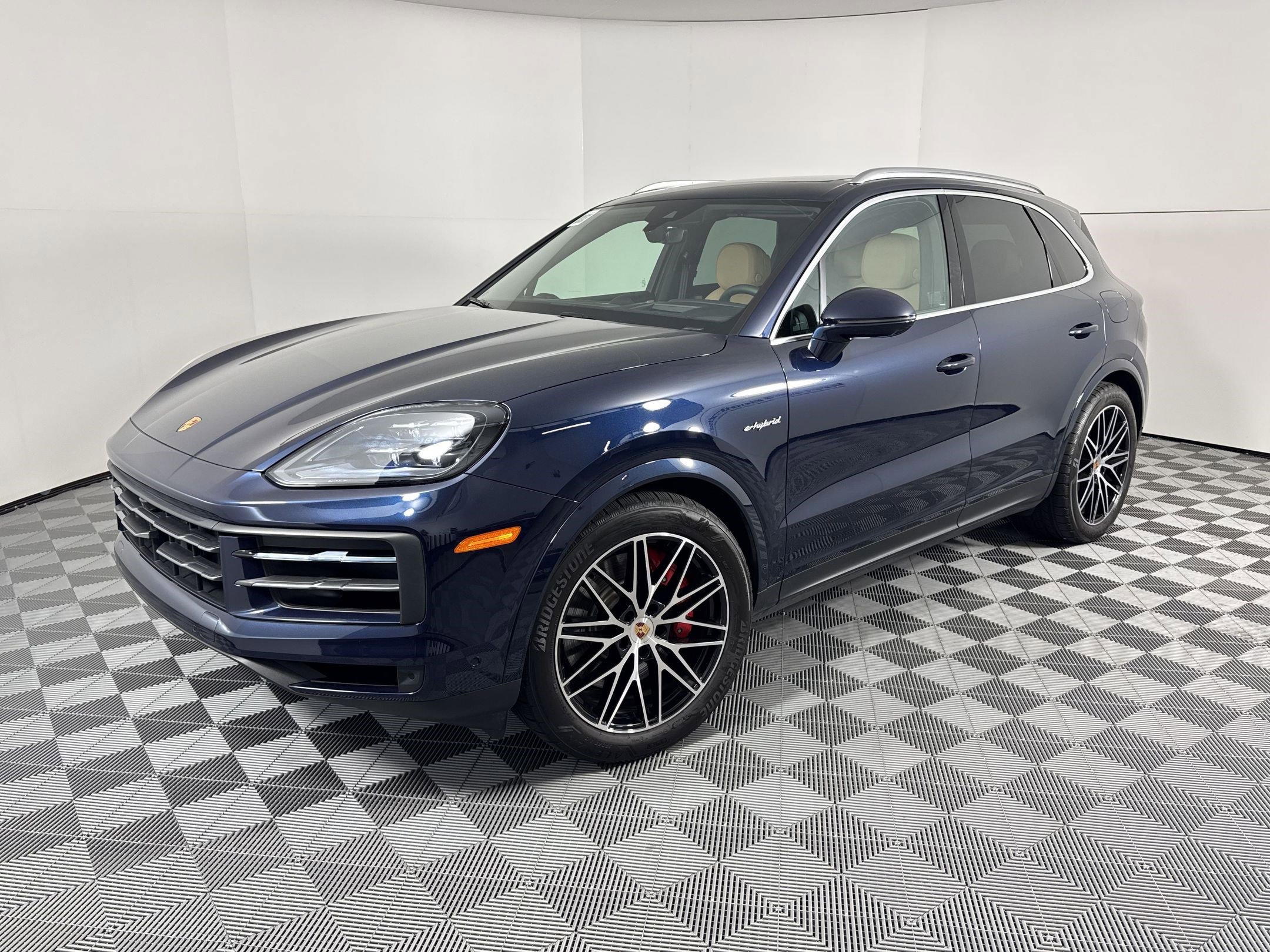 Certified 2025 Porsche Cayenne S