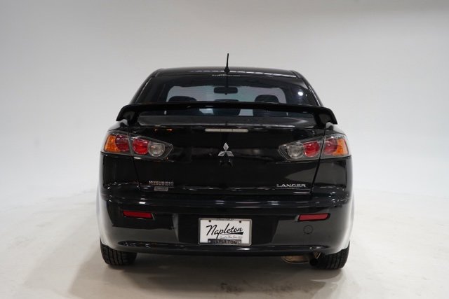 Used 2017 Mitsubishi Lancer ES image 6