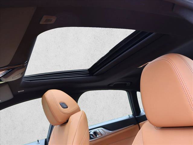 Used 2023 BMW i4 eDrive40 RWD image 19