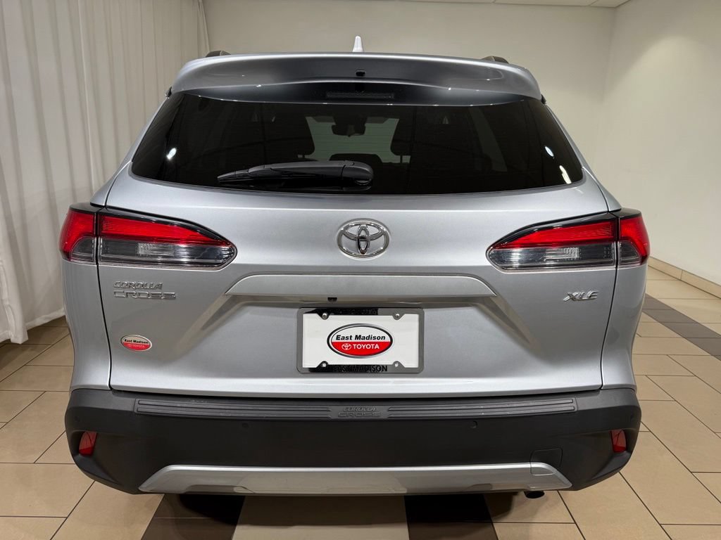 Certified 2024 Toyota Corolla Cross XLE w/ Convenience Package AWD/4WD image 4