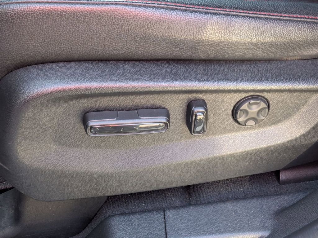 Used 2025 Honda Odyssey Sport-L image 14