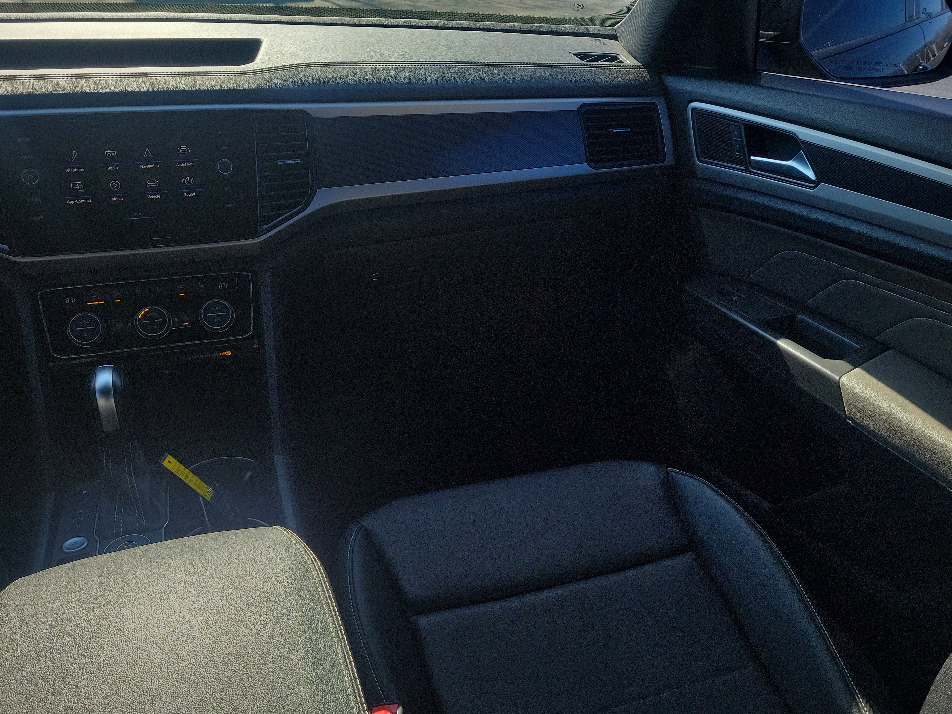 Used 2023 Volkswagen Atlas Cross Sport SEL R-Line image 15