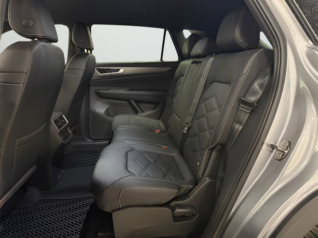 New 2026 Volkswagen Atlas Cross Sport SE image 20