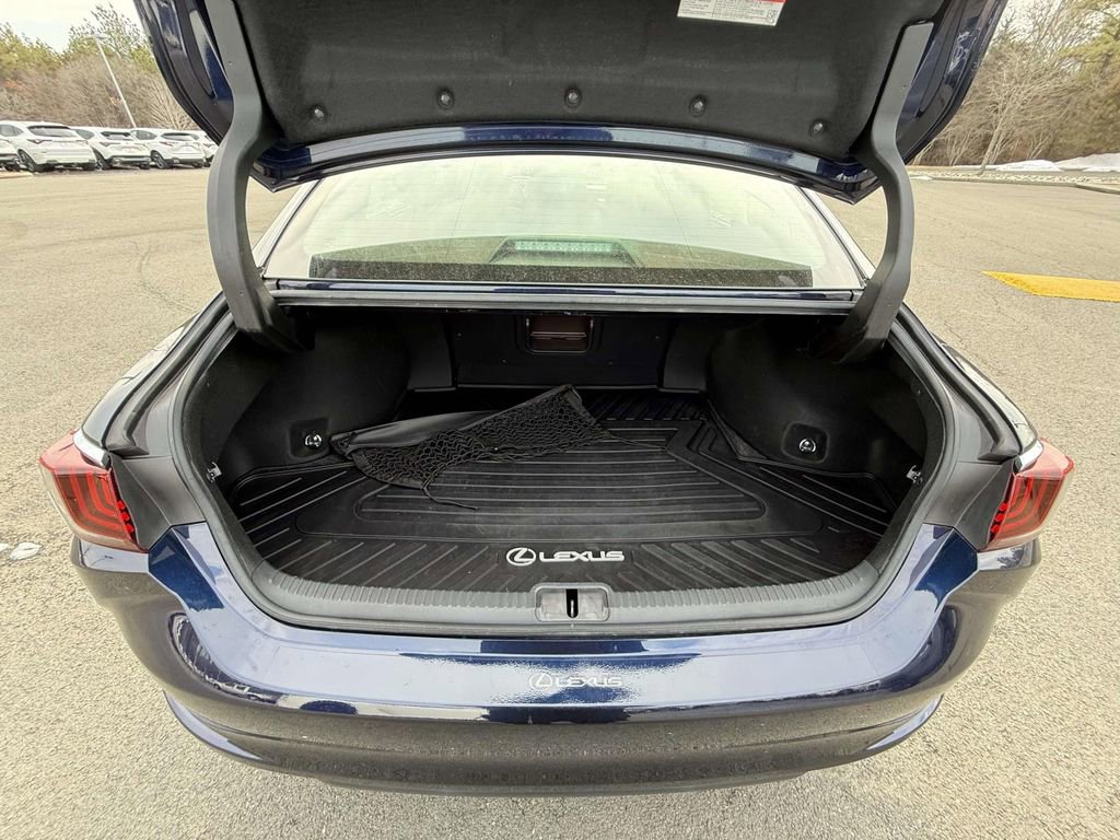 Used 2019 Lexus ES 350 Ultra Luxury w/ Accessory Package 2 image 28