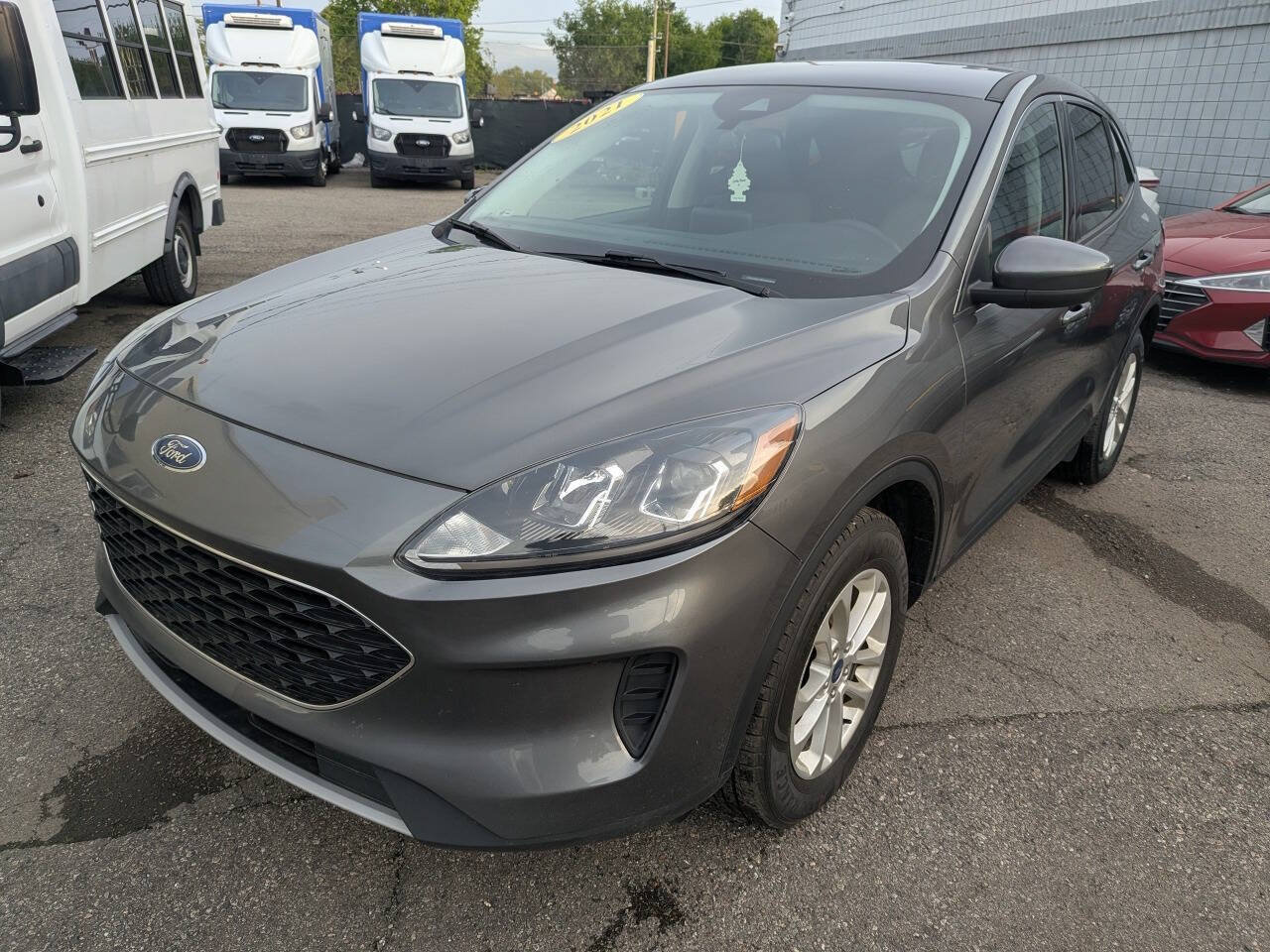Used 2021 Ford Escape SE AWD/4WD image 3