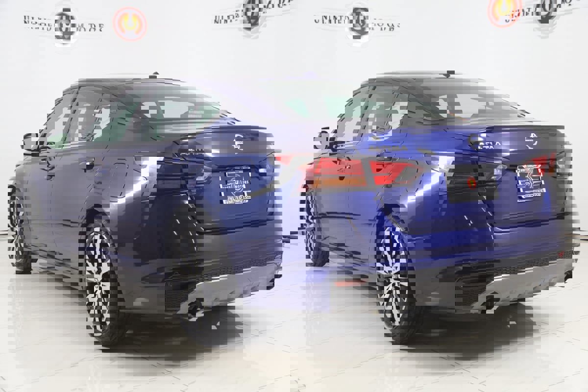 Used 2021 Nissan Altima 2.5 SR image 4