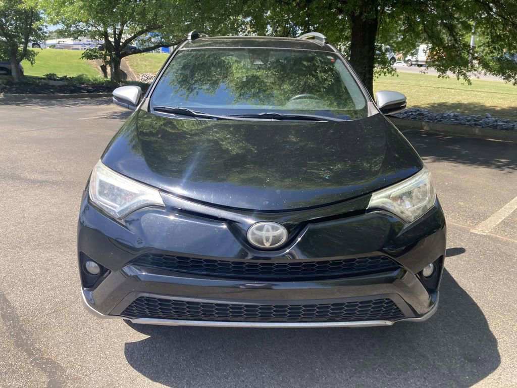 Used 2018 Toyota RAV4 SE w/ Power Extra Value Package FWD image 6