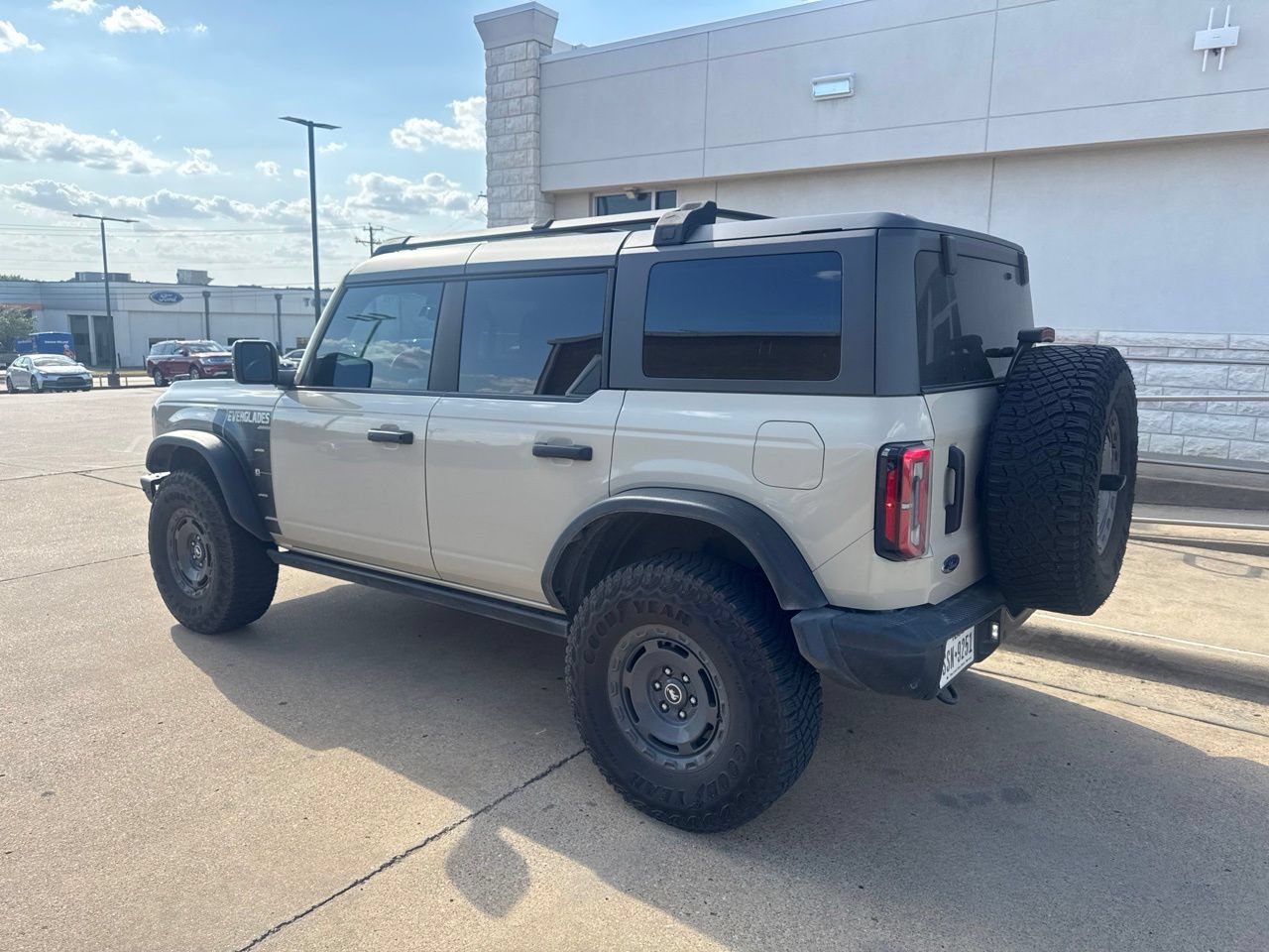 Used 2022 Ford Bronco Everglades AWD/4WD image 6