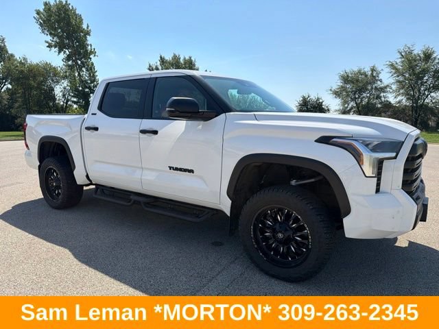 Used 2024 Toyota Tundra SR5 w/ SR5 Convenience Package AWD/4WD image 4