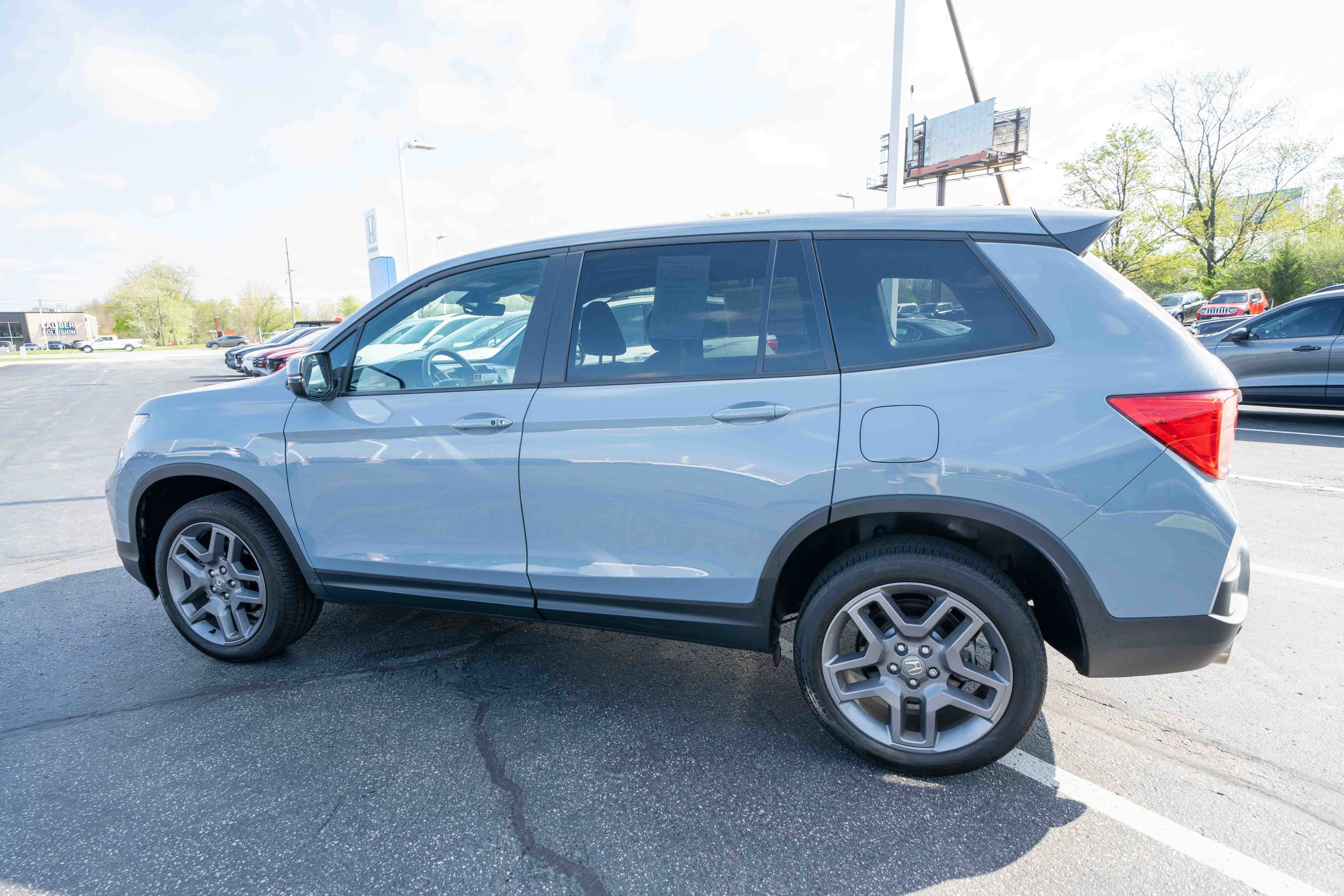 Used 2022 Honda Passport EX-L image 4
