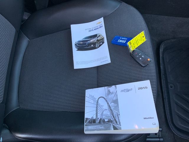 Used 2015 Chevrolet Malibu LT w/ Power Convenience Package FWD image 17