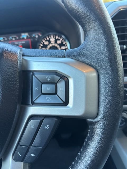 Used 2020 Ford F150 Lariat image 24