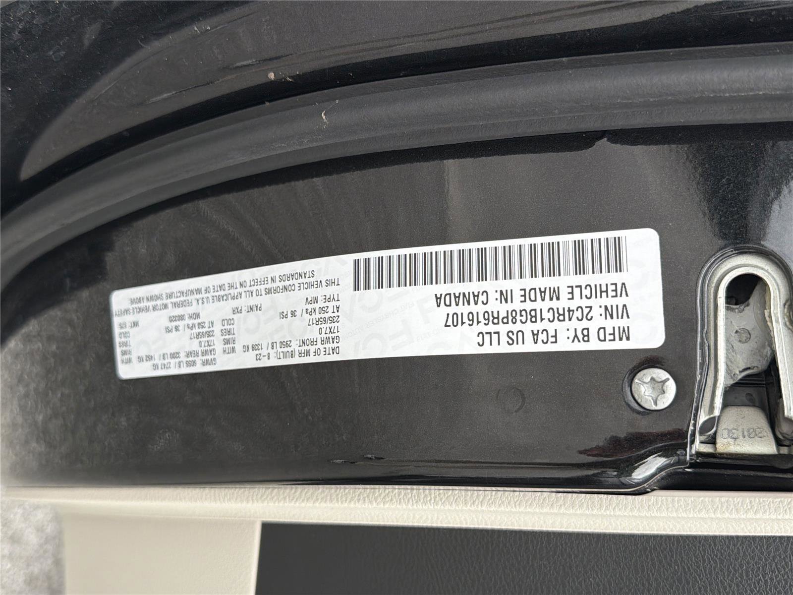 Used 2023 Chrysler Pacifica Touring-L FWD image 36