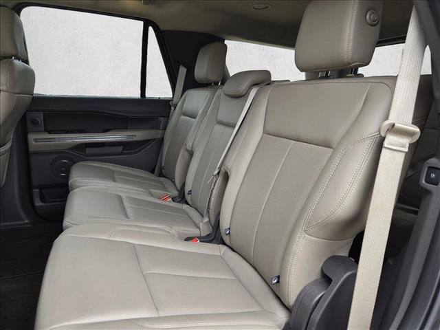Used 2019 Ford Expedition XLT w/ Equipment Group 202A image 19