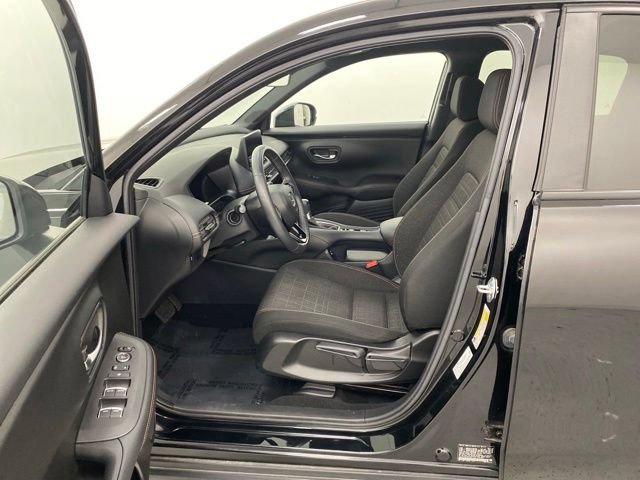 Used 2024 Honda HR-V Sport image 11