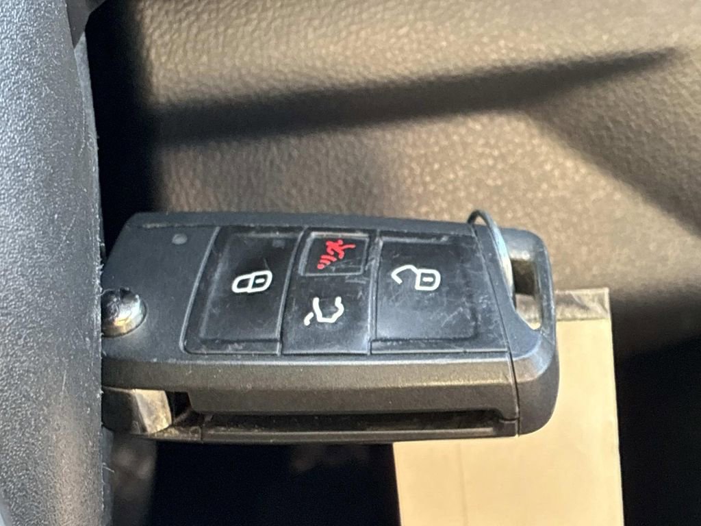 Used 2021 Volkswagen Jetta S w/ Driver Assistance Package image 24