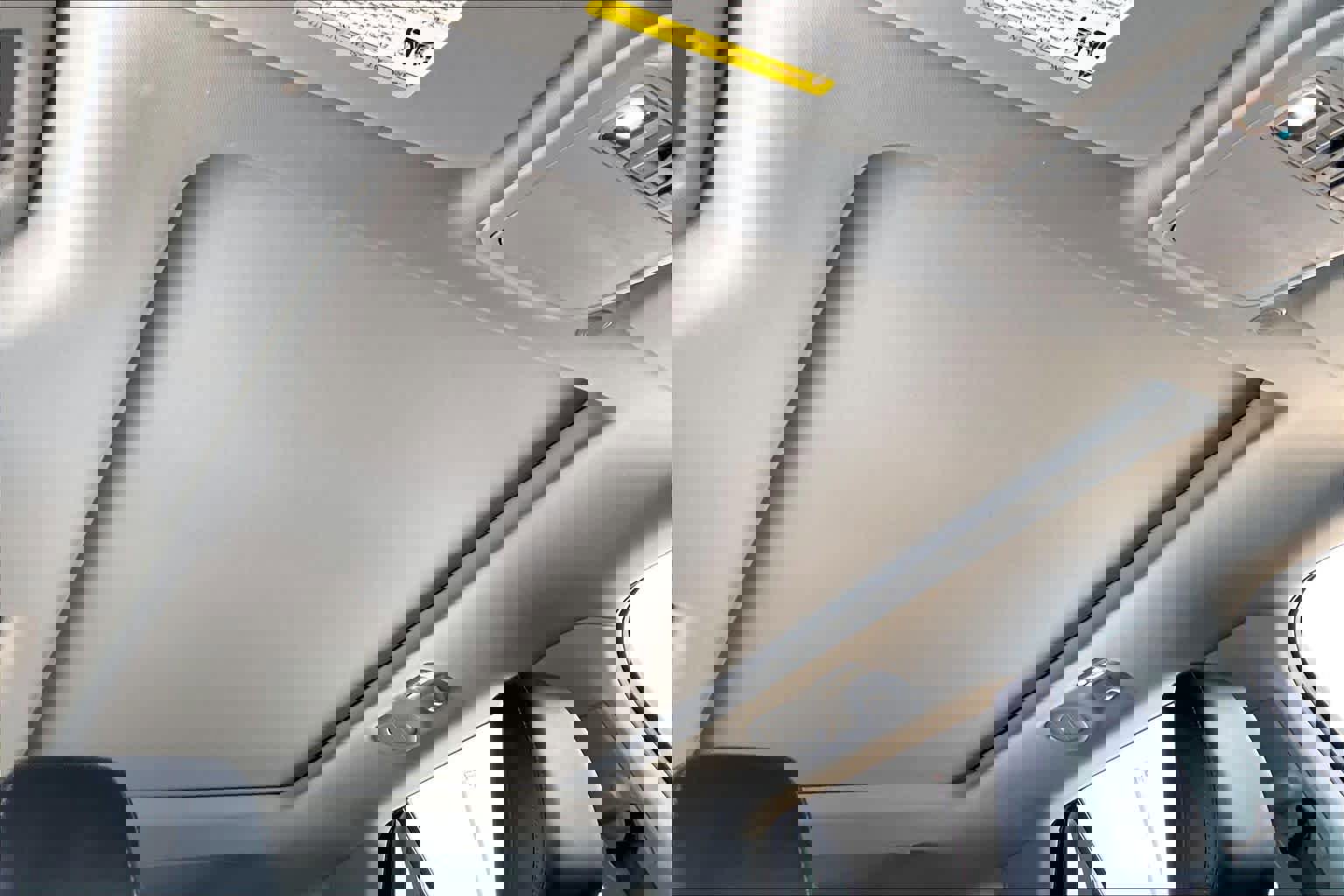 Used 2022 Ford Explorer XLT w/ Equipment Group 202A image 14